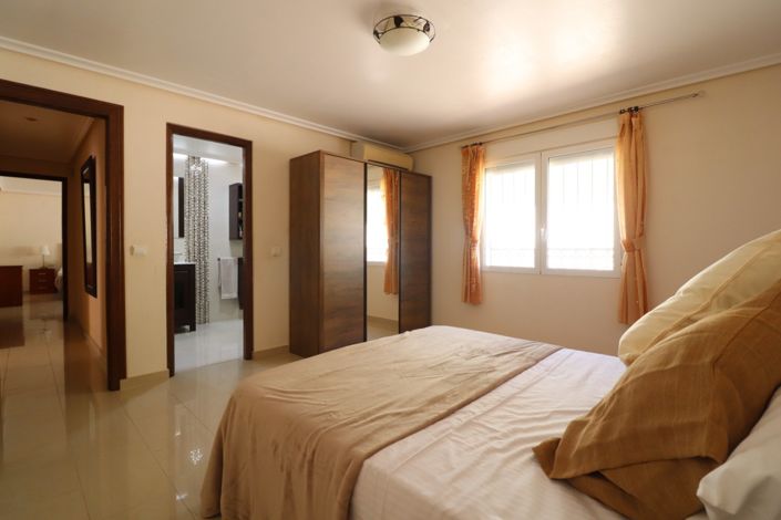 Image No.22-Villa de 6 chambres à vendre à La Marina