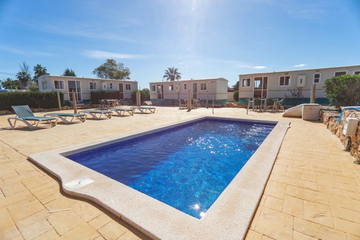 Image No.25-6 Bed Property for sale