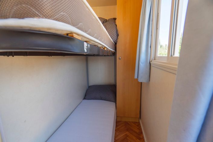 Image No.35-6 Bed Property for sale