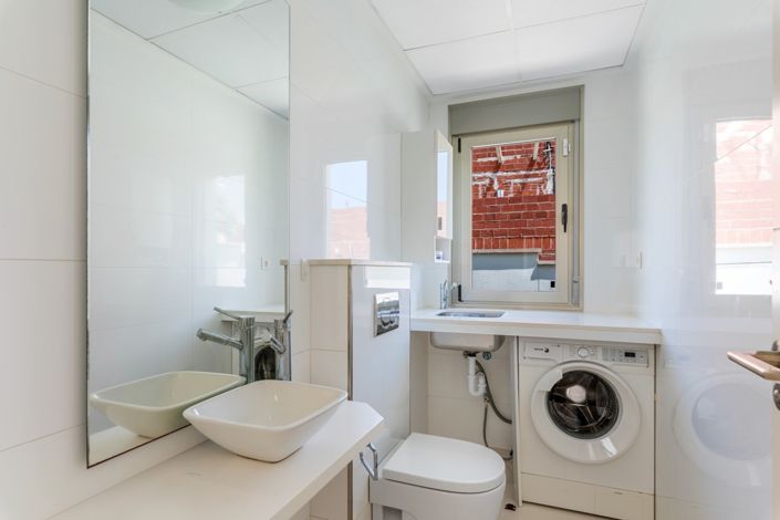 Image No.19-4 Bed Villa for sale