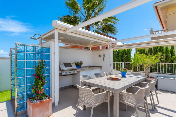 Image No.31-4 Bed Villa for sale