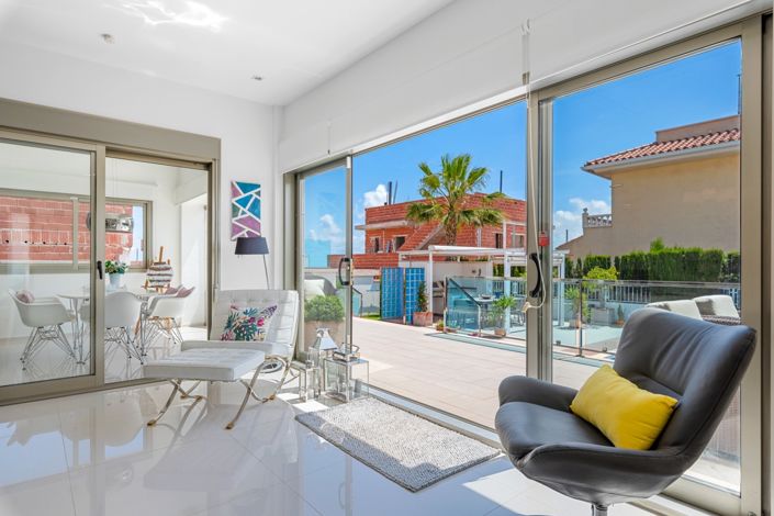 Image No.6-4 Bed Villa for sale