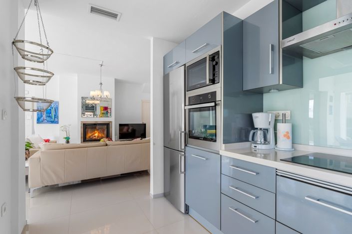 Image No.9-4 Bed Villa for sale