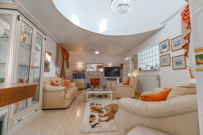 Image No.10-Villa de 5 chambres à vendre à Ciudad Quesada