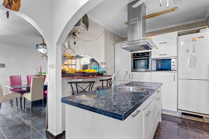 Image No.24-4 Bed Villa for sale