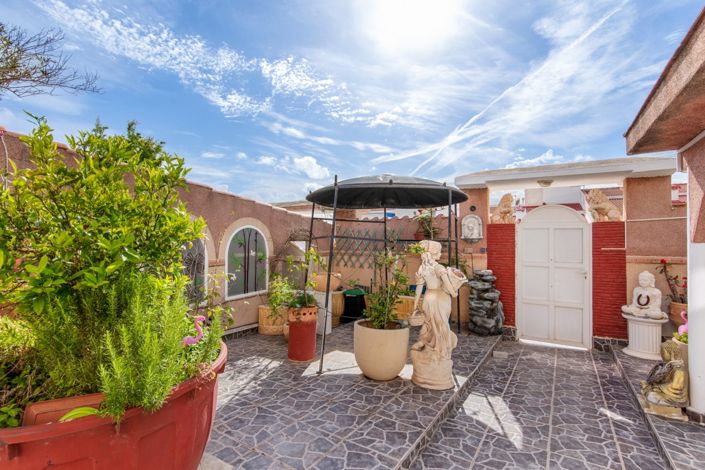 Image No.8-4 Bed Villa for sale