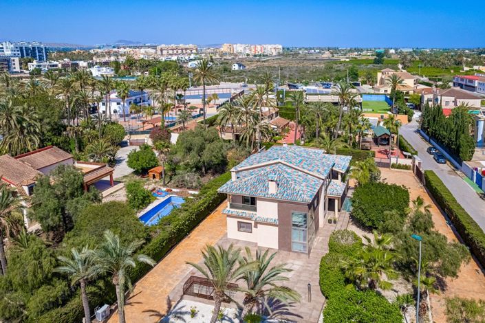 Image No.2-Villa de 5 chambres à vendre à Elche