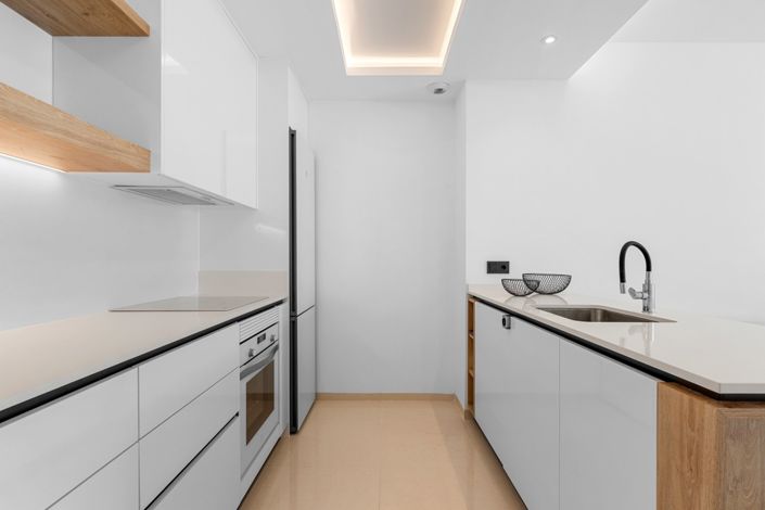 Image No.13-2 Bed Property for sale