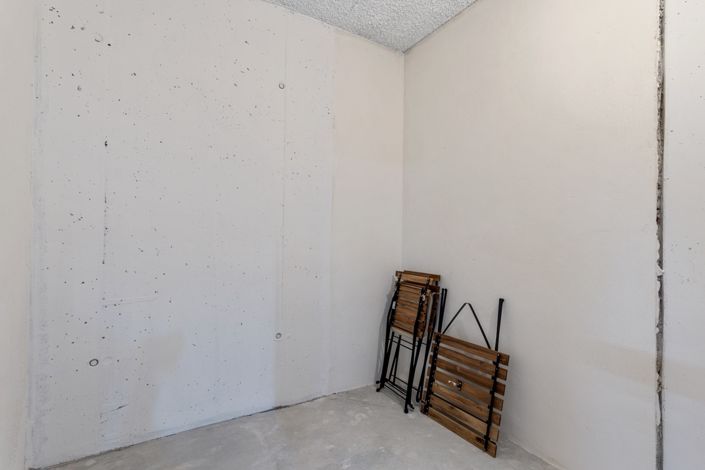 Image No.33-2 Bed Property for sale