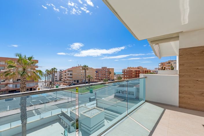 Image No.5-2 Bed Property for sale