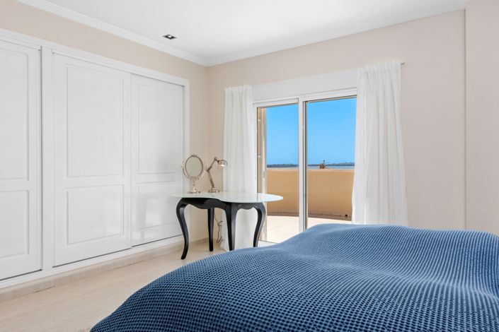 Image No.23-4 Bed Villa for sale