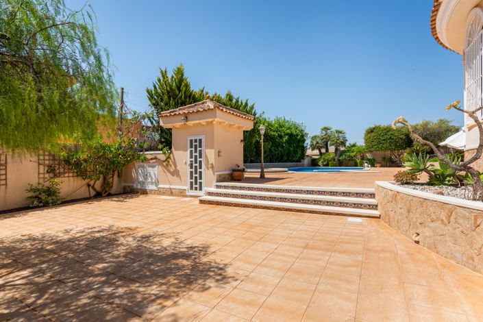 Image No.48-4 Bed Villa for sale