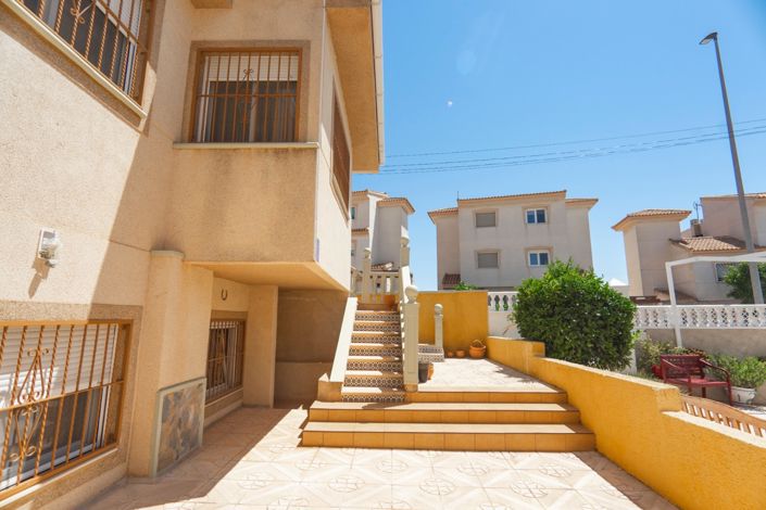 Image No.32-4 Bed Villa for sale