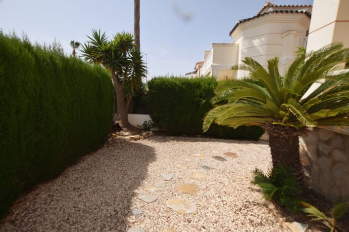 Image No.28-3 Bed Villa for sale