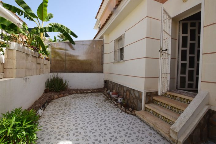 Image No.30-3 Bed Villa for sale