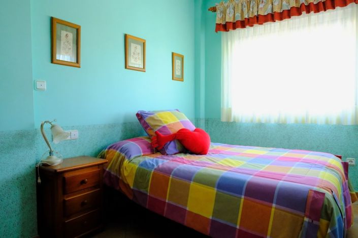 Image No.13-4 Bed Property for sale