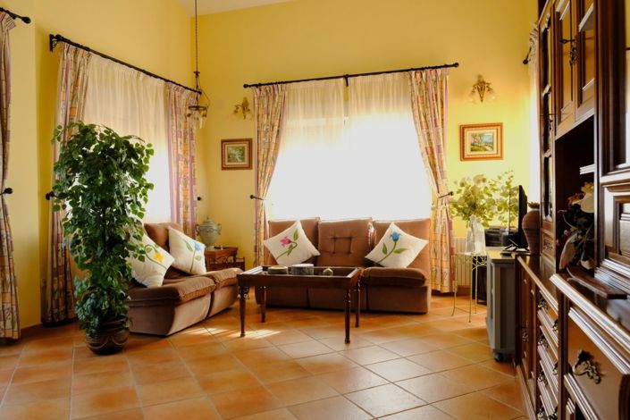 Image No.39-4 Bed Property for sale