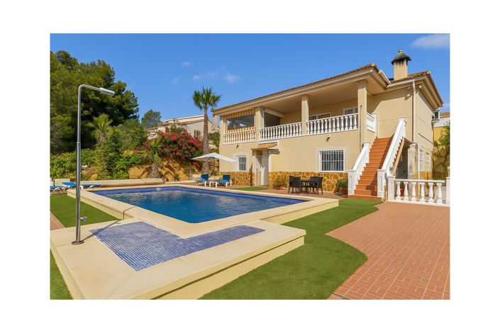 Image No.1-3 Bed Villa for sale