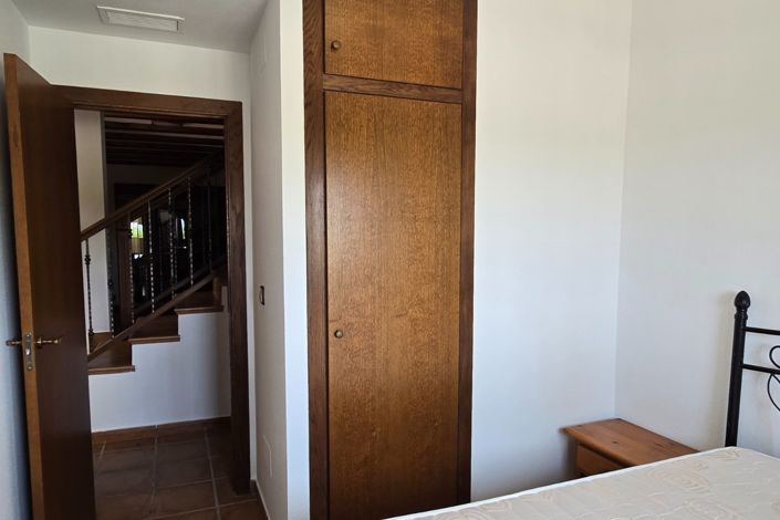 Image No.9-3 Bed Villa for sale