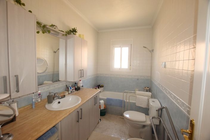 Image No.11-3 Bed Villa for sale