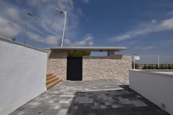 Image No.31-2 Bed Property for sale