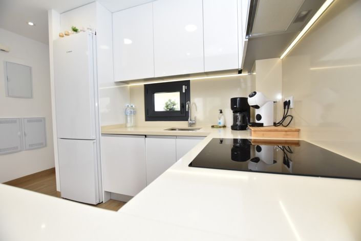 Image No.5-2 Bed Property for sale