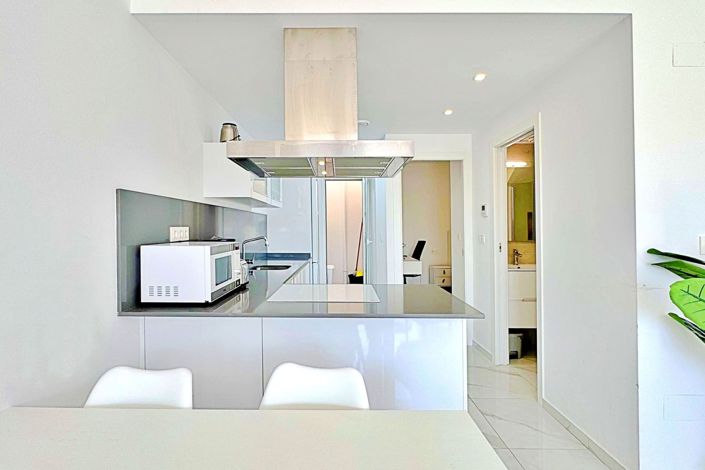 Image No.10-3 Bed Townhouse for sale