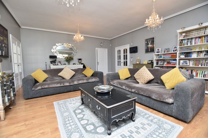 Image No.3-Propriété de 6 chambres à vendre à Heredades