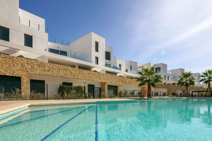 Image No.1-3 Bed Property for sale
