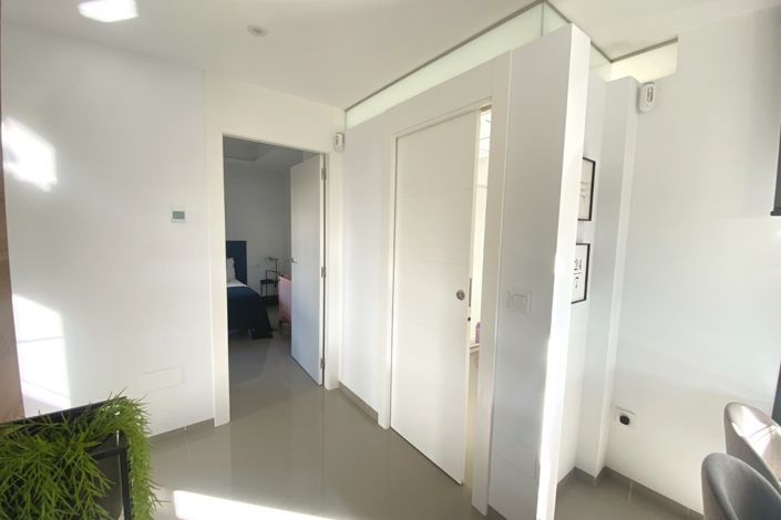 Image No.11-3 Bed Villa for sale