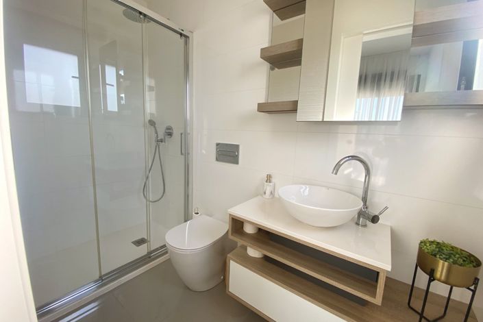 Image No.17-3 Bed Villa for sale