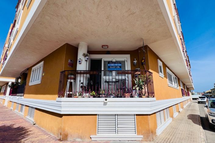 Image No.1-2 Bed Property for sale