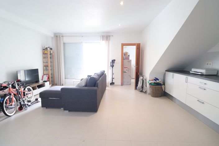 Image No.23-3 Bed Townhouse for sale