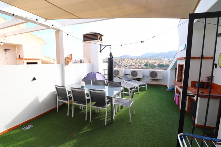 Image No.4-3 Bed Townhouse for sale