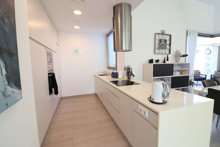 Image No.11-3 Bed Villa for sale