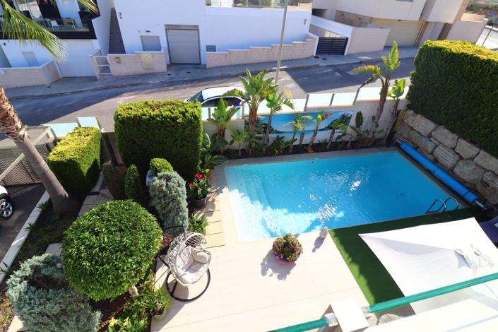 Image No.25-3 Bed Villa for sale