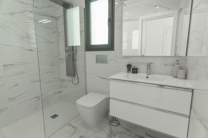 Image No.23-3 Bed Villa for sale