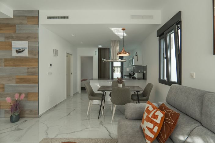 Image No.9-3 Bed Villa for sale