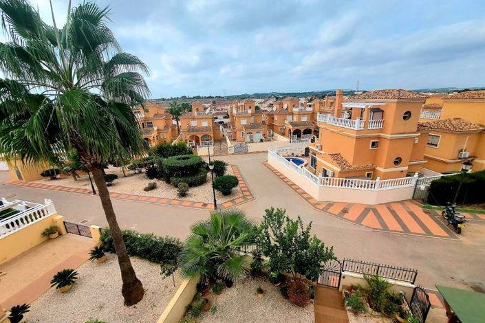 Image No.27-3 Bed Villa for sale