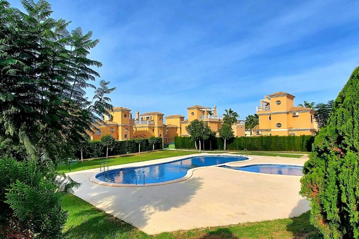 Image No.3-3 Bed Villa for sale