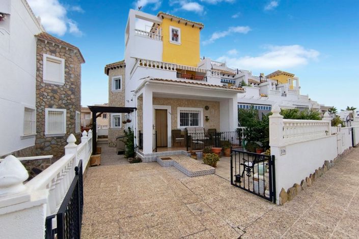 Image No.1-3 Bed Townhouse for sale