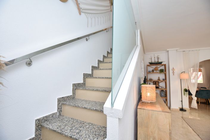 Image No.18-2 Bed Townhouse for sale