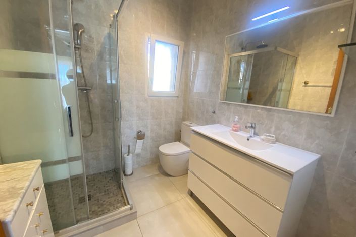 Image No.16-3 Bed Villa for sale