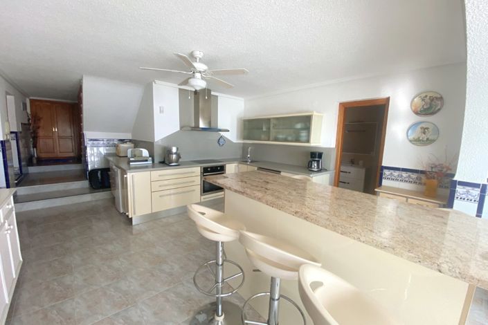 Image No.36-3 Bed Villa for sale