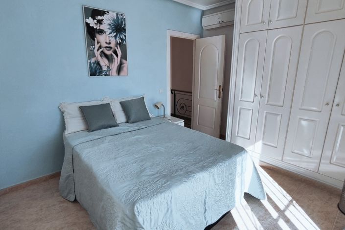 Image No.15-3 Bed Villa for sale