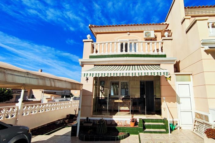 Image No.2-3 Bed Villa for sale