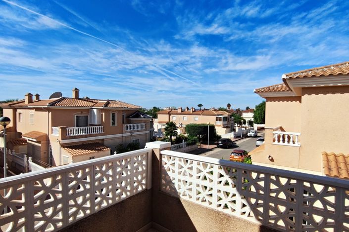 Image No.22-3 Bed Villa for sale