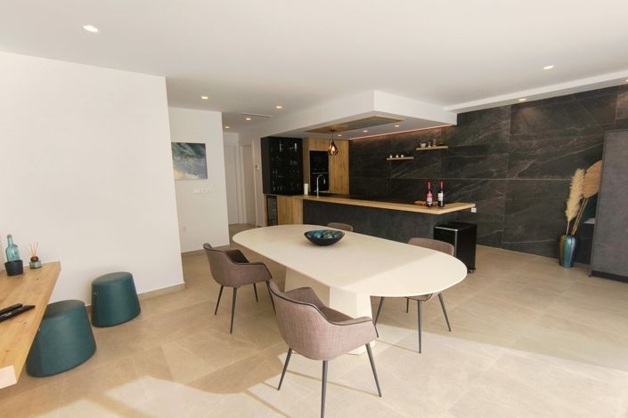 Image No.5-3 Bed Villa for sale