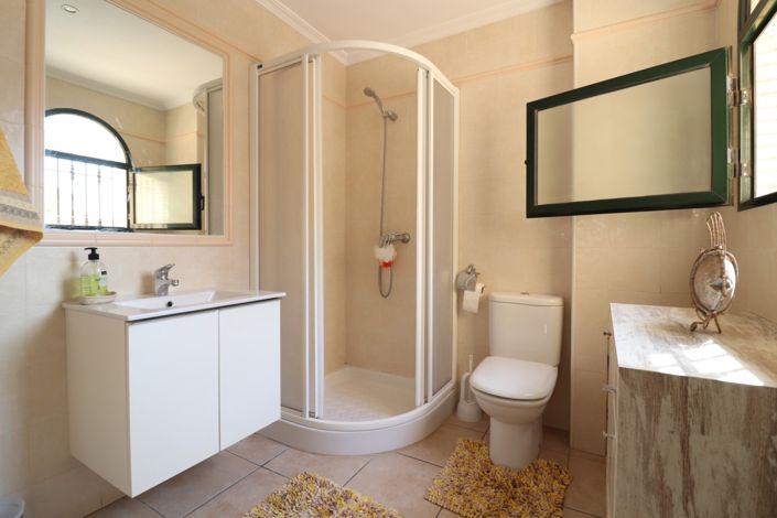 Image No.13-5 Bed Villa for sale