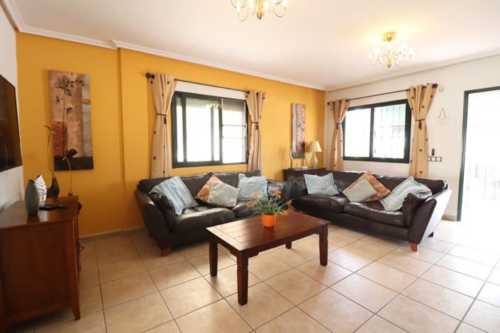 Image No.7-5 Bed Villa for sale